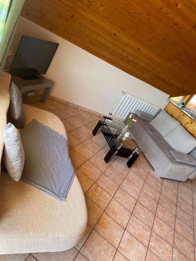 Esther Apartman Денешдиаш Экстерьер фото
